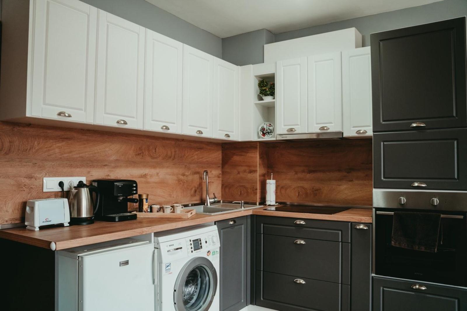 Tyulev Apartment 2 Várna Kültér fotó